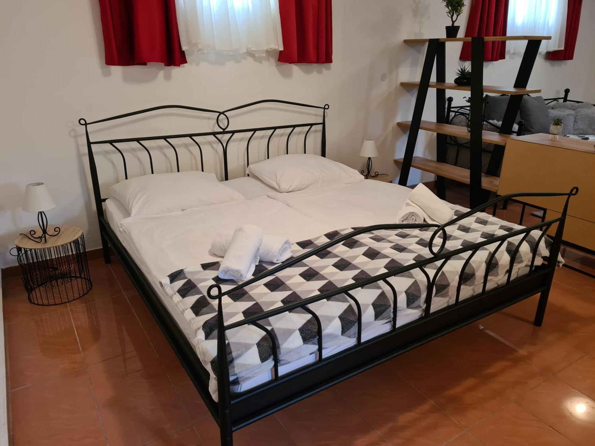 Apartments Puntamika Zadar Room photo